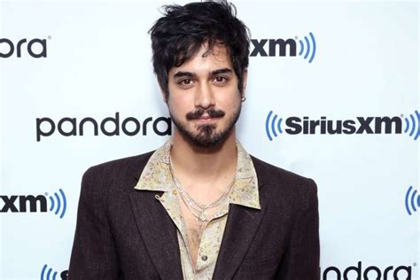 ketan avan jogia parents|Wendy Jogia (Avan Jogias Mother) Wiki: Bio, Age,。